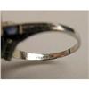 Image 5 : A PLATINUM AND DIAMOND RING