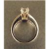 Image 3 : A 14K WHITE GOLD AND DIAMOND RING