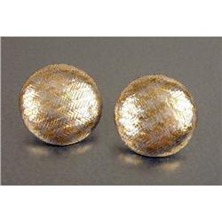 A PAIR OF CUMMINGS 18K YELLOW GOLD AND SILVER WOVEN BUTTON EARRINGS