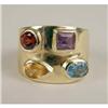 Image 1 : A MODERN 14K YELLOW GOLD AND HARDSTONE RING