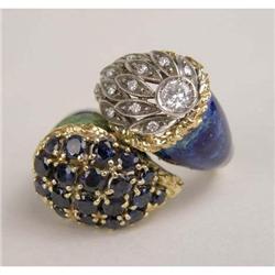 A TOLICO 18K YELLOW GOLD, DIAMOND, SAPPHIRE AND ENAMEL CROSSOVER COCKTAIL RING