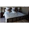 Image 1 : Solid wood king size bed with mattress