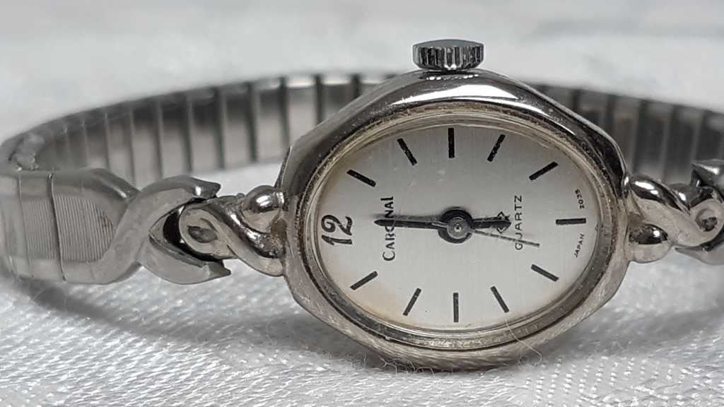 Vintage ladies quartz Cardinal watch Japanese movement