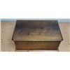 Image 3 : ANTIQUE HANDMADE WOOD CHEST 21" X 13.5" X 9.5" SOME DAMAGE