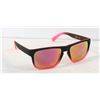 Image 1 : PAIR OF FOSTER GRANT SUNGLASSES