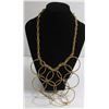 Image 1 : 16" MULTI-RING LADIES COSTUME NECKLACE