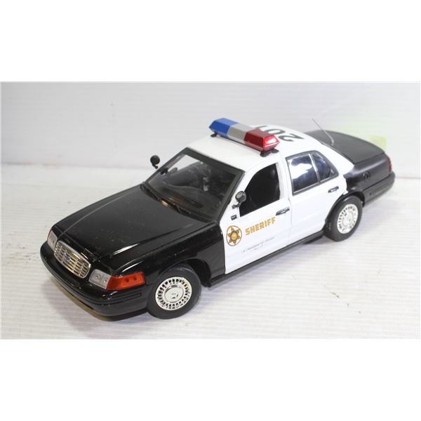 1:18 SHERIFF CROWN VICTORIA INTERCEPTOR