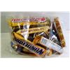 Image 1 : BAG LOT OF 24 BRAND NAME ASSORTED CHOCOLATE BARS