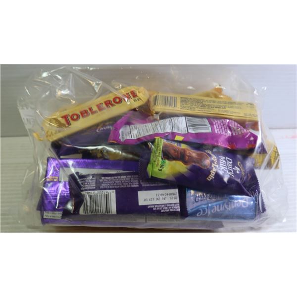 BAG LOT OF 24 BRAND NAME ASSORTED CHOCOLATE BARS