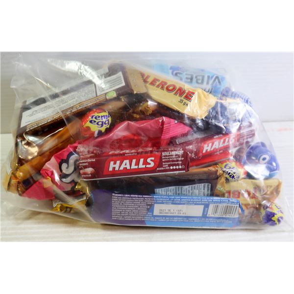 BAG LOT OF 24 BRAND NAME ASSORTED CHOCOLATE BARS