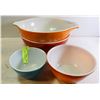 VINTAGE 4 PC PYREX BOWLS