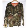 Image 1 : NEW MOSSY OAK WOMENS V-NECK CAMO SHIRT