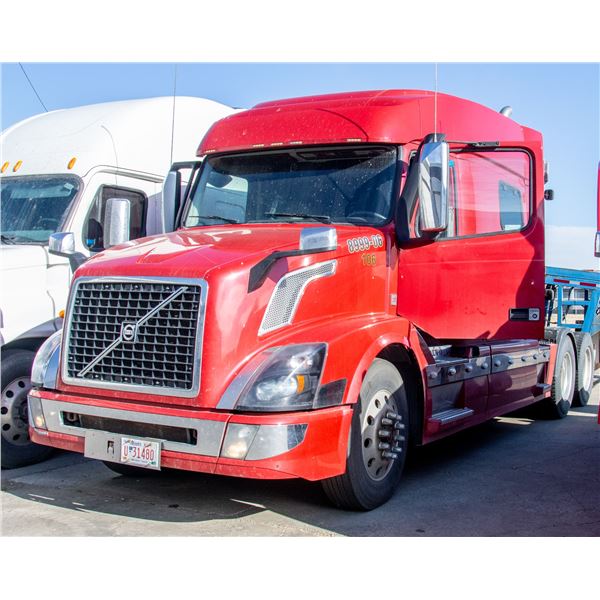 2016 VOLVO VNL64T730 TRUCK