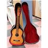 Image 1 : ACCOUSTIC GUITAR WITH CASE