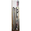 Image 1 : HEAD POWER JACKET SKIS 165 AND SCOTT POLES