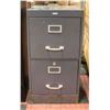 Image 1 : 2 DRAWER FILING CABINET APPROX 28" X 18" X 15"