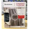 Image 1 : BROOKSTONE HEATED THROW 50 X 60 4 HEAT SETTINGS