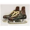 Image 1 : VINTAGE CCM HOCKEY SKATES