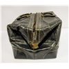 Image 2 : VINTAGE BLACK TRAVEL BAG, ZIPPER IS FRAGILE