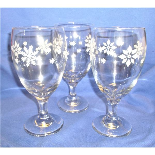 Three Snowflake Wine Glass