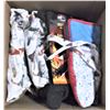 Image 1 : Box of Linens: Oven Mitts, Apron, Dish Towels, etc.