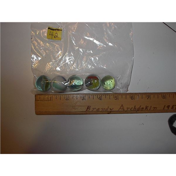 Bag of five large marbles