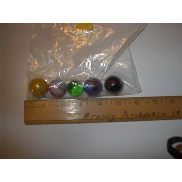 Bag of five large marbles