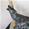 Image 10 : 2 ceramic wolves (small chips)