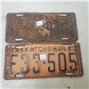 Image 1 : 1950 x2 Saskatchewan Liscence Plate vintage original Sask plate