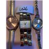 Image 2 : 1026-LOT OF 3 WATCHES, NEW CONDITION, NEED BATTERIES