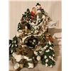 Image 3 : 1038-SANTA W SNOWMAN WATER FOUNTAIN WITH PUMP 12X8 INCHES