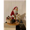 Image 3 : 1040-2006 ROYAL DOULTON COLLECTIBLE SANTAS LIST WITH CERTIFICATE AND ORIGINAL BOX