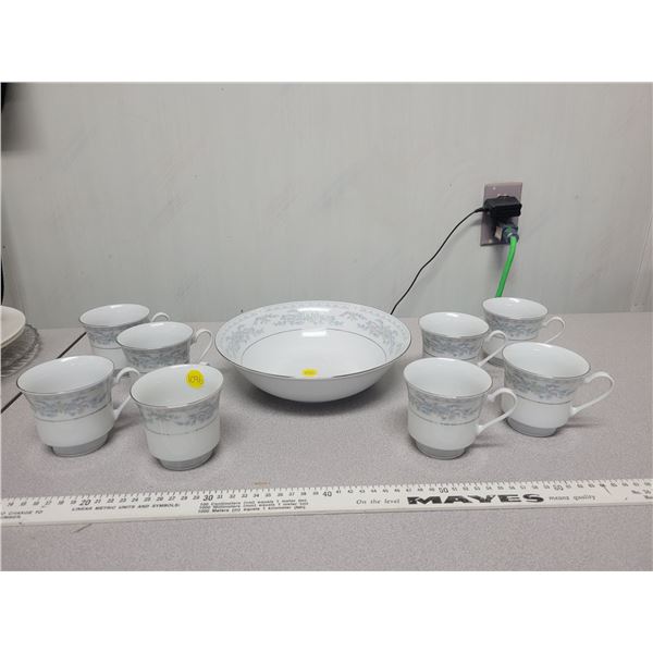 7 coffee cups and matching bowl