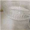 Image 3 : 4 crystal and glass bowls dishes