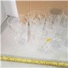 Image 4 : 4 crystal wine glasses and water glasses
