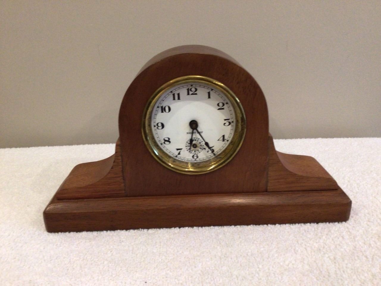 Vintage smaller mantel clock, 8 day, made by the E. Ingraham Co