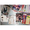 Image 5 : over a pounds of hockey cards