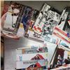 Image 10 : over a pounds of hockey cards