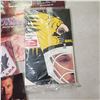 Image 3 : hockey collector lot, includes Gretzky pamphlets team Canada and poster plus more