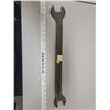 Image 1 : XL antique wrench