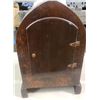 Image 5 : Sessions Mantel Clock Bee Hive 1907 8 day works great  comes with pendulum and key
