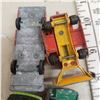 Image 7 : 4 x Lesney (England) toy trucks dozer