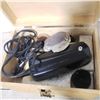 Image 4 : Ronson Roto-Shine Magnetic shoe / boot polisher with original wooden case and contents