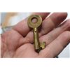 Image 2 : Antique Brass Grand Trunk Railway Key