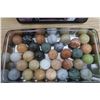 Image 4 : Tin of stone marbles (32)