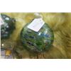 Image 2 : Lot of glass garden balls (4)