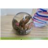 Image 2 : 465. Lot of paperweights (4)