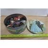 Image 1 : 484. Royalty tin of buttons
