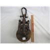 Image 2 : Cast Iron and Wooden Pully