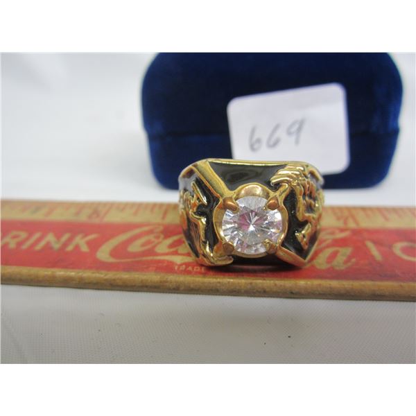 gold colored men's ring w/ jewel -stamped "seta" inside